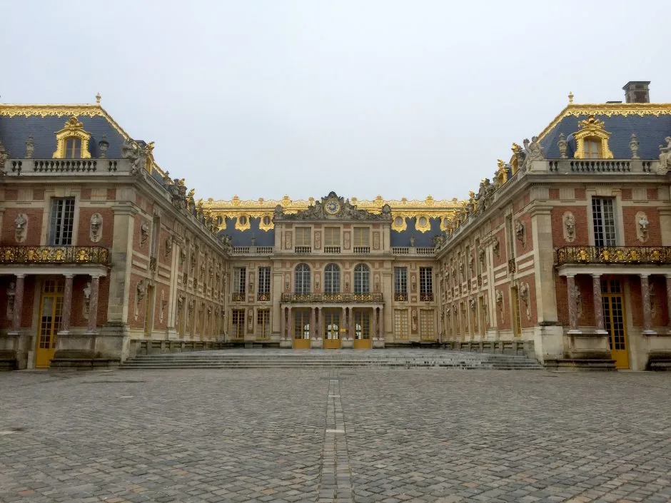 A Voyeur in Versailles